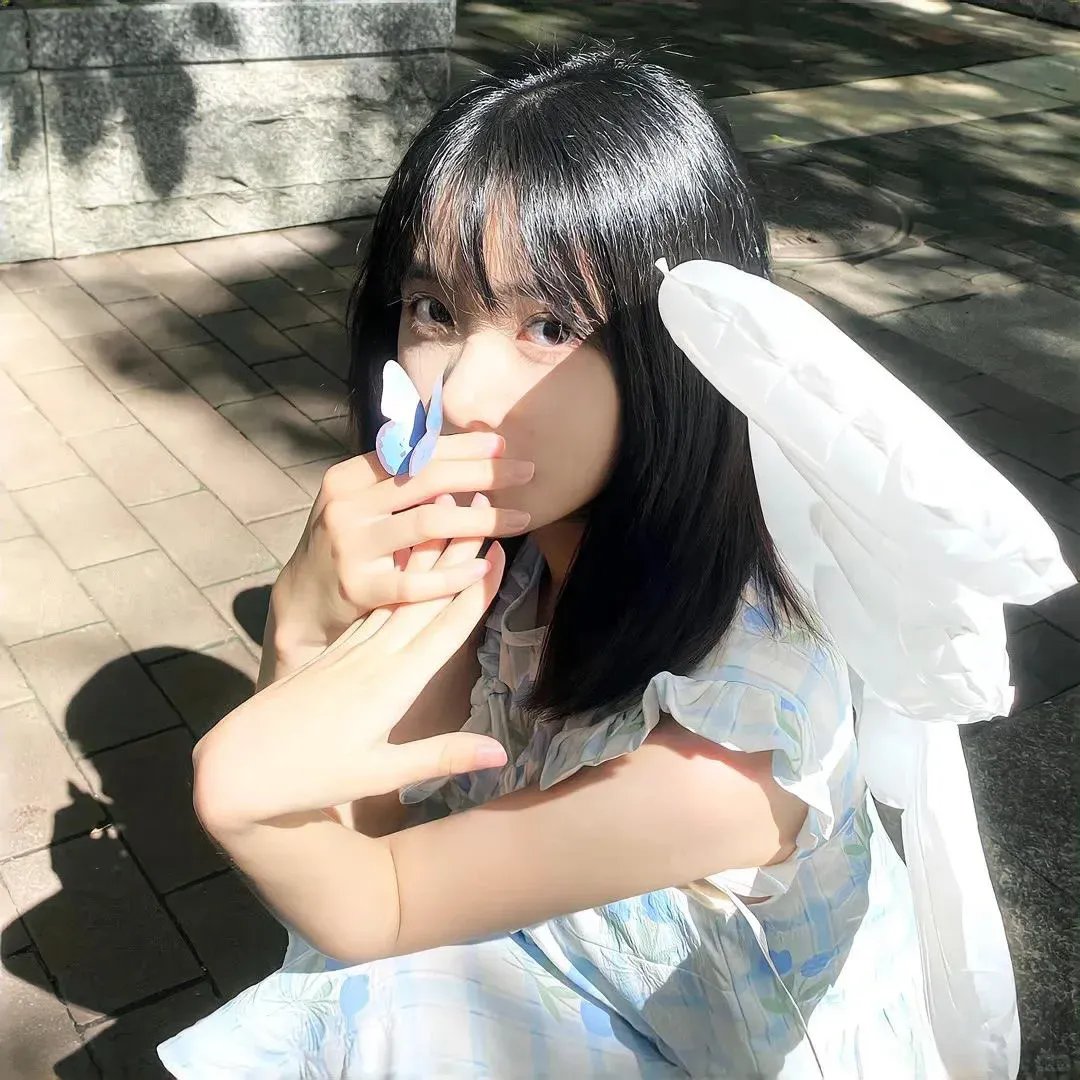 鸾凤嬉春